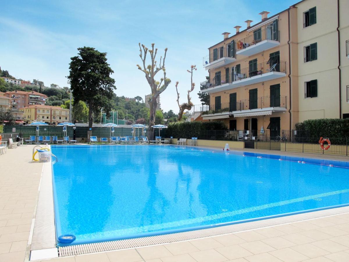 Apartment Cala Azzurra - Imp312 By Interhome Imperia Exterior photo