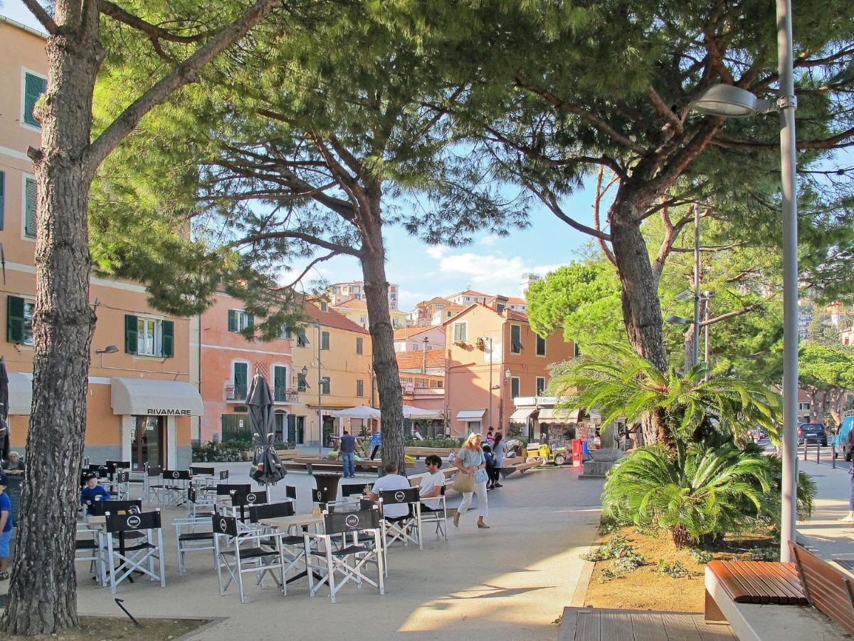 Apartment Cala Azzurra - Imp312 By Interhome Imperia Exterior photo