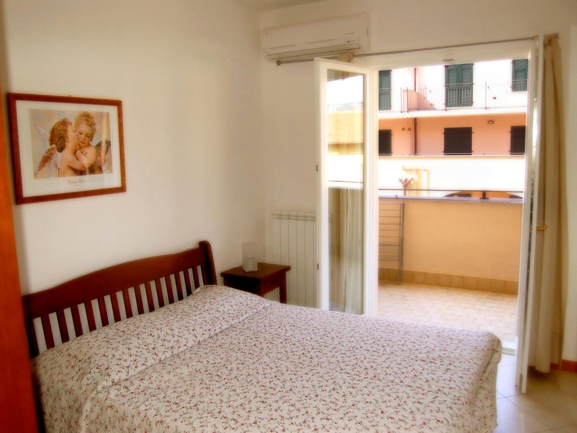 Apartment Cala Azzurra - Imp312 By Interhome Imperia Exterior photo